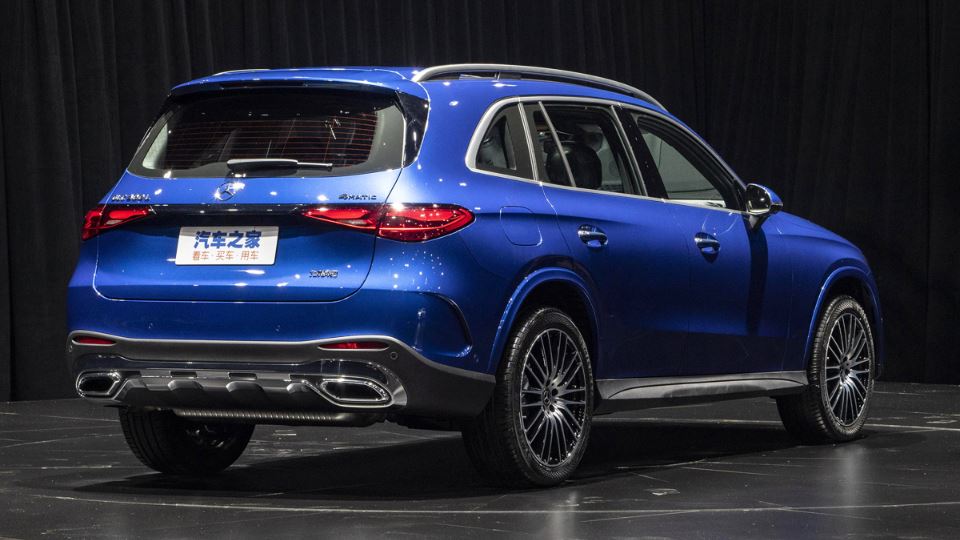 مرسدس بنز GLC L هفت نفره