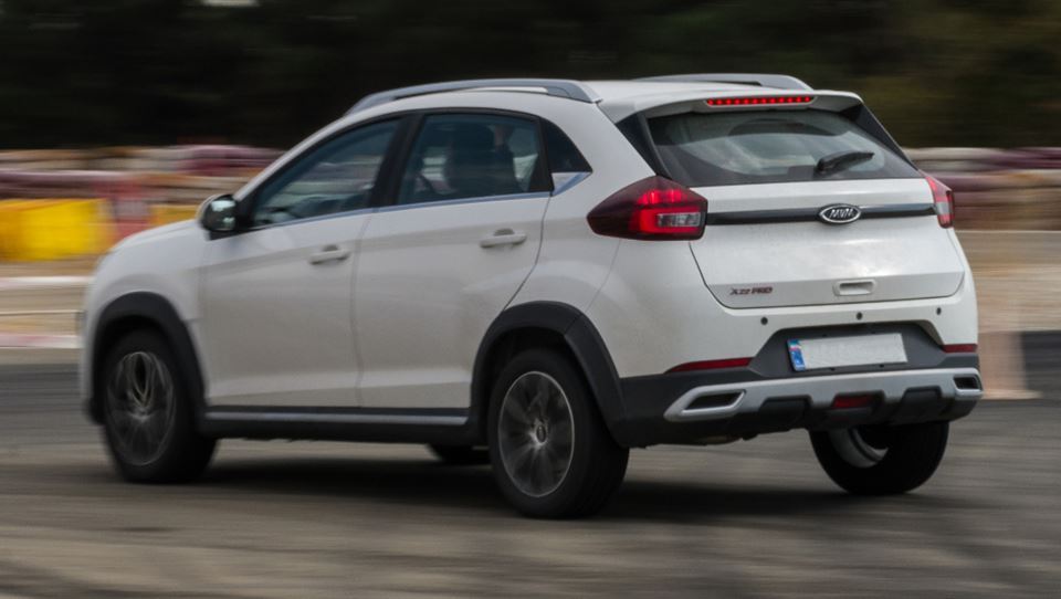 تجربه رانندگی امویام X22 پرو اتوماتیک