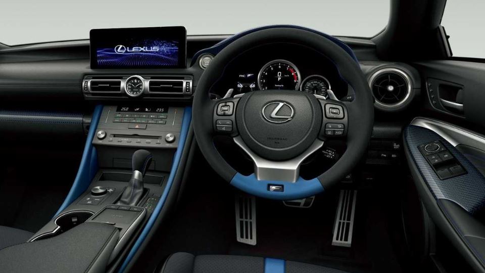 لکسوس RC مدل 2023