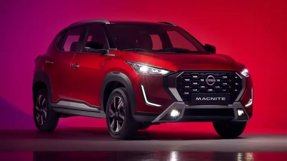 نسخه فرمان چپ نيسان مگنايت