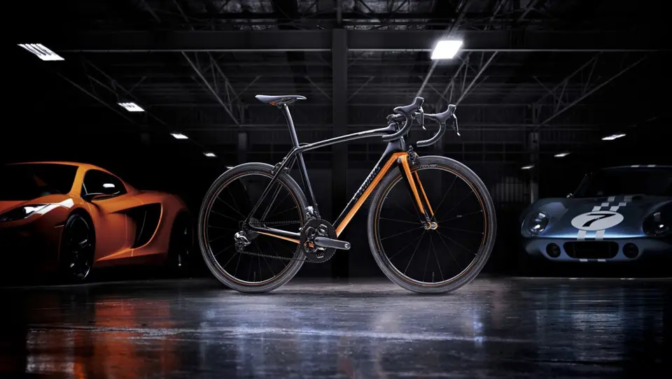2 - مک‌لارن Specialized