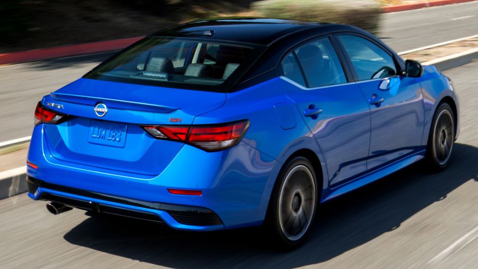 نیسان سنترا 2024