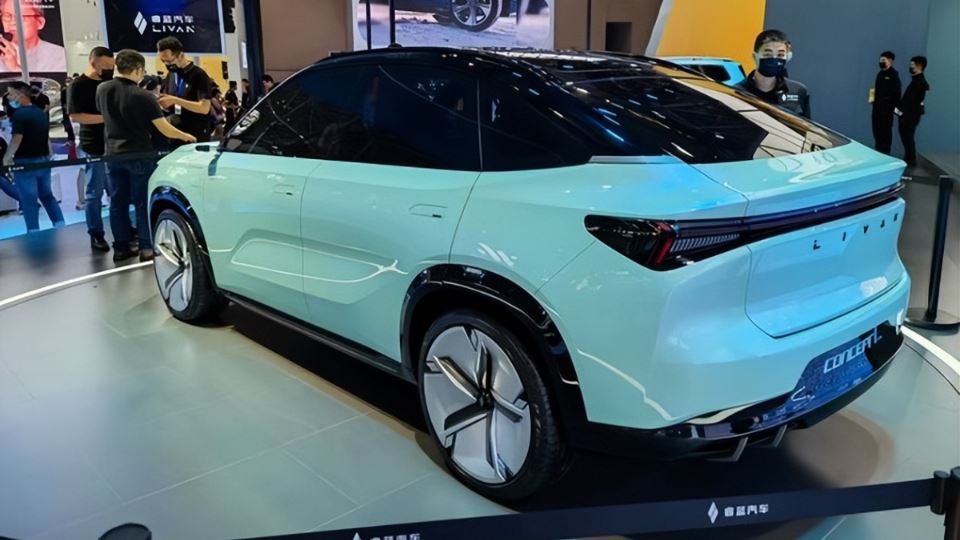 کراس اور برقی لیوان RL7