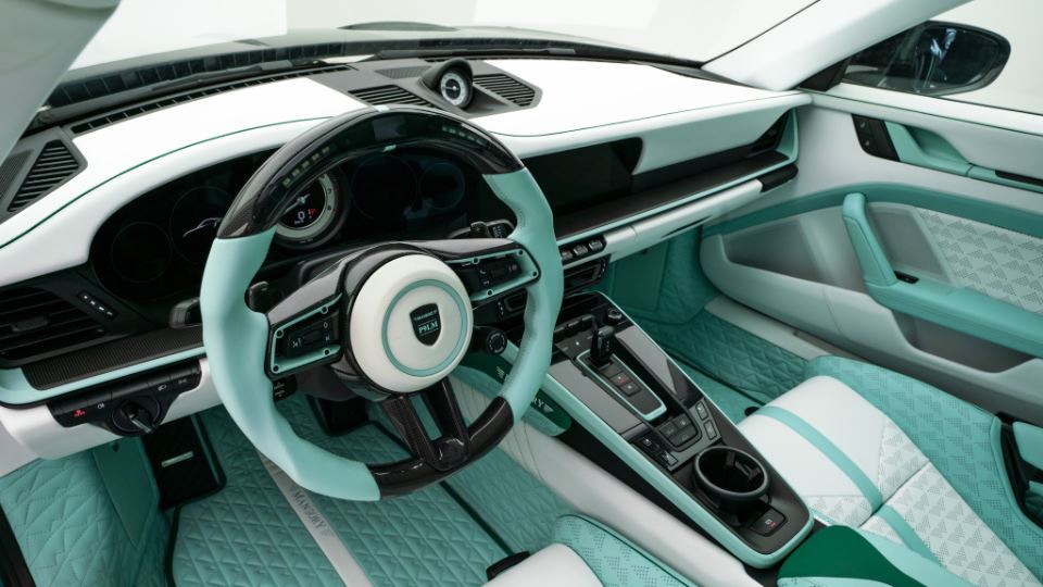 پورشه 911 توربو S منصوری P9LM اوو 900