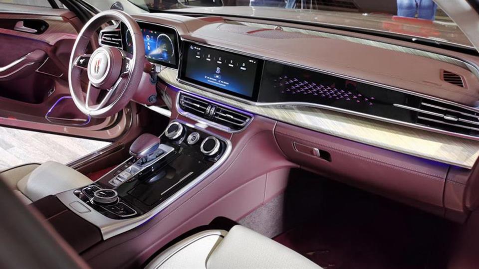 کابین سدان لوکس چینی