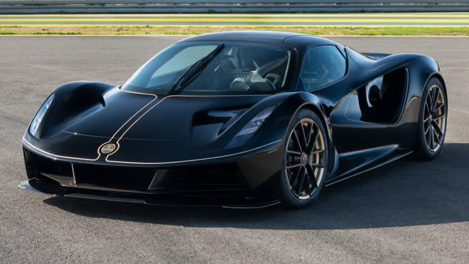 لوتوس اوايا Evija نسخه فيتيپالدي Fittipaldi