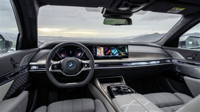 ب‌ام‌و i7 سری 7 برقی مدل 2023