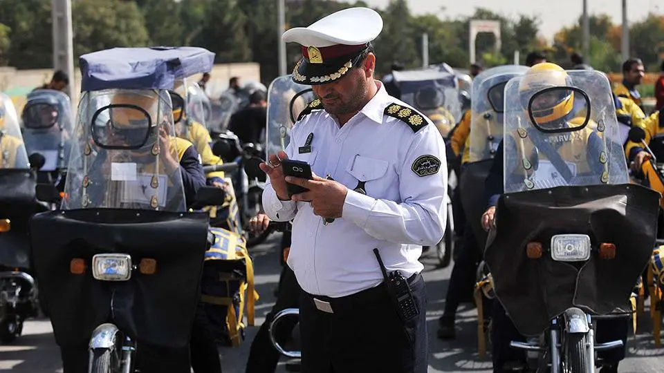 ترخيص موتورسيکلت از پارکينگ