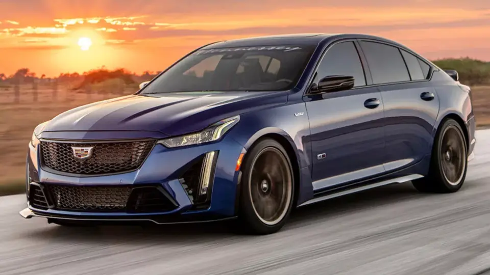 کاديلاک CT5V بلک وينگ هنسي H1000