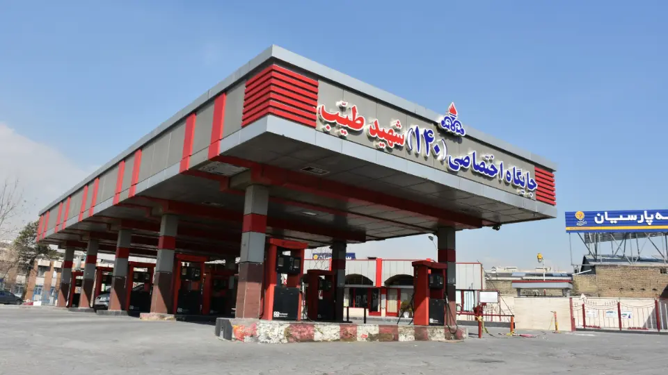 چرا برخي پمپبنزينهاي تهران تعطيل شدند