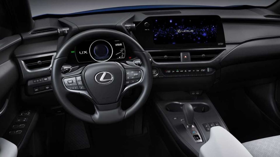 لکسوس UX 300e مدل 2023