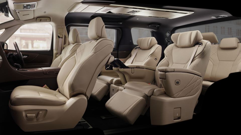 تویوتا آلفارد 2024