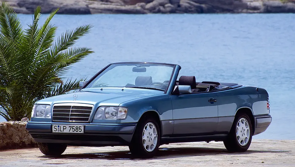 نسل اول W124  (1993 تا 1995)
