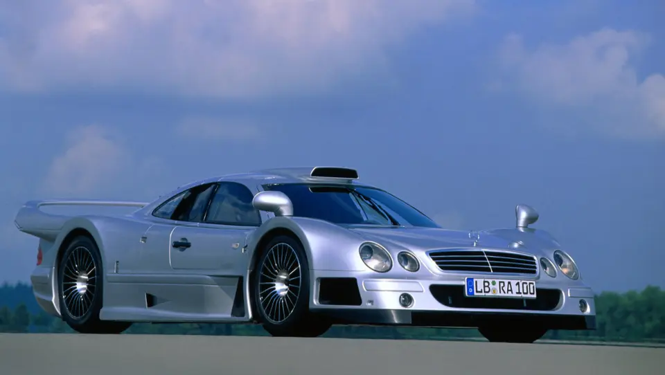 مرسدس‌بنز CLK-GTR آام‌گ (1997)