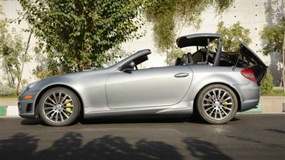 باز و بسته شدن سقف مرسدس بنز SLK