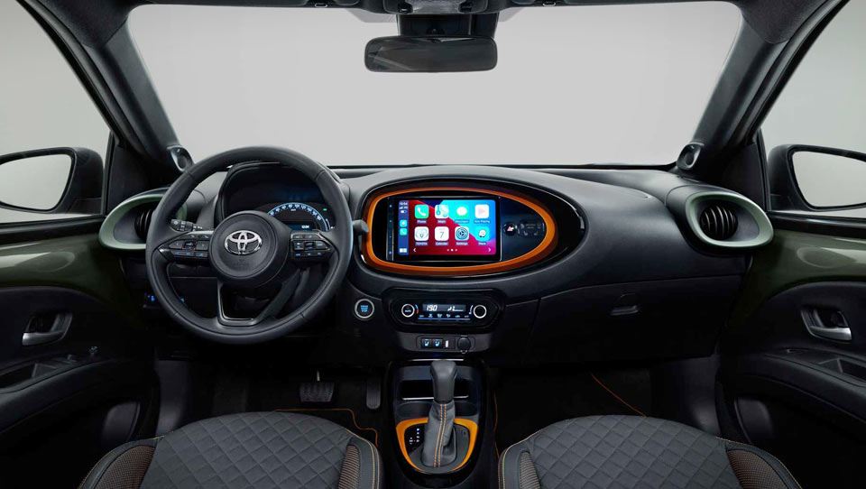 تویوتا آیگو X مدل 2022