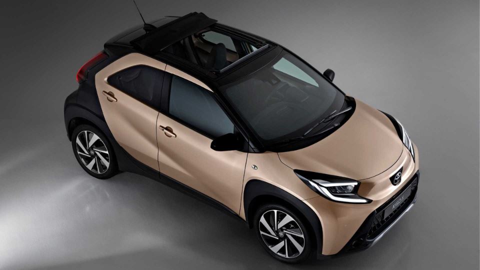 تویوتا آیگو X مدل 2022