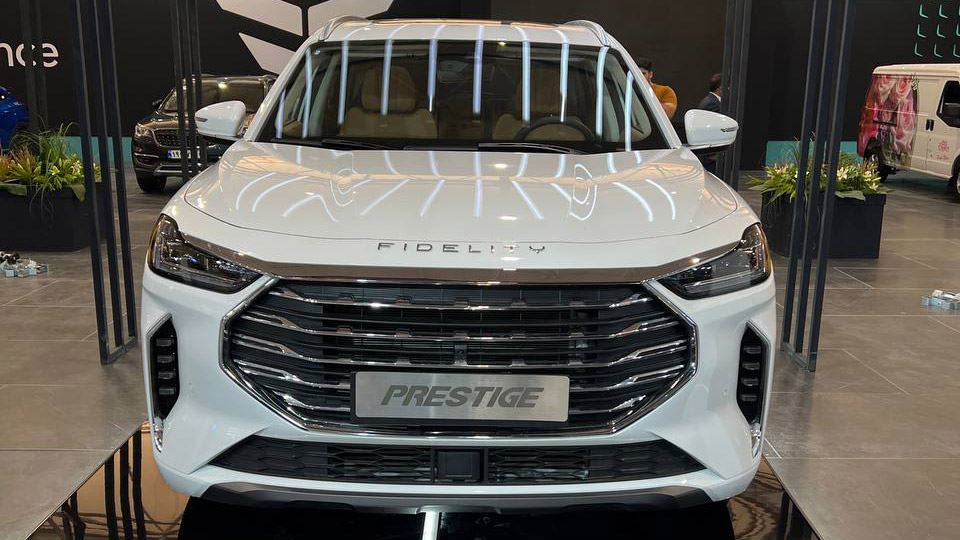 فیدلیتی پرستیژ در نمایشگاه خودرو شیراز