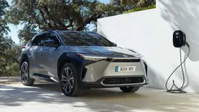 بررسی تویوتا بی زد 4 ایکس برقی در ایران (Toyota BZ4X)