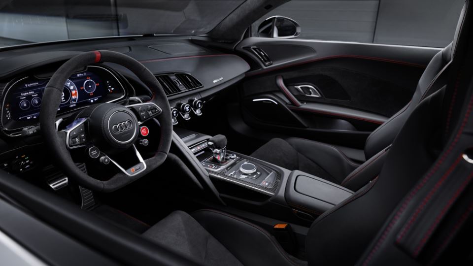 آئودی R8 V10 GT RWD