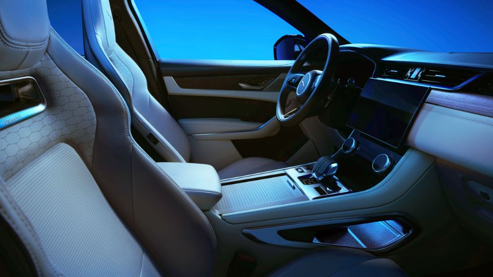 جگوار F-Pace مدل 2024