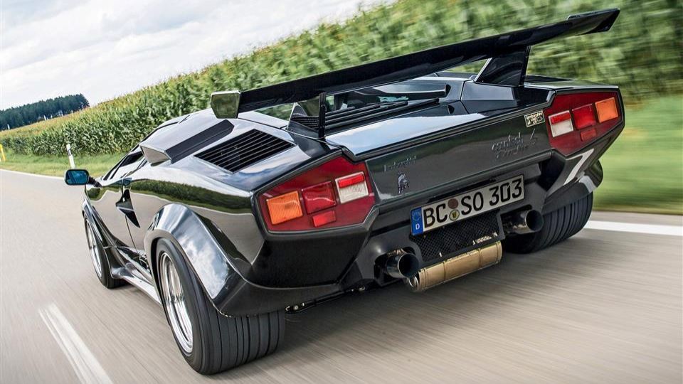 لامبورگینی کونتاش