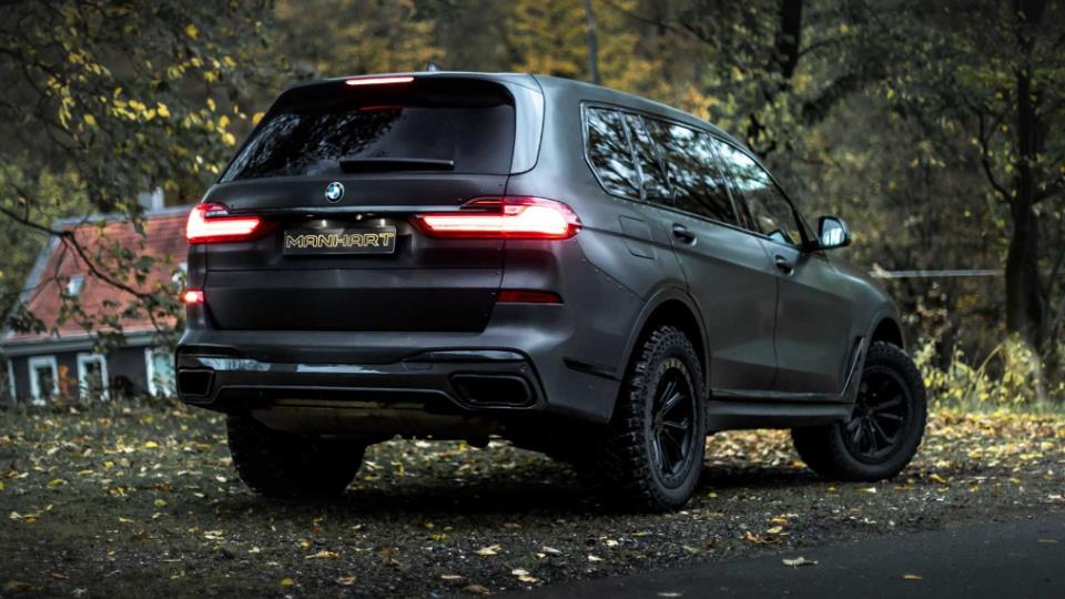 ب‌ام‌و X7 با تیونینگ منهارت