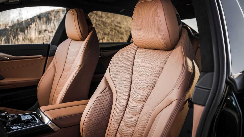 ب‌ام‌و B8 آلپینا