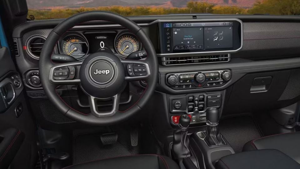 جیپ گلادیاتور نایت هاوک 2024