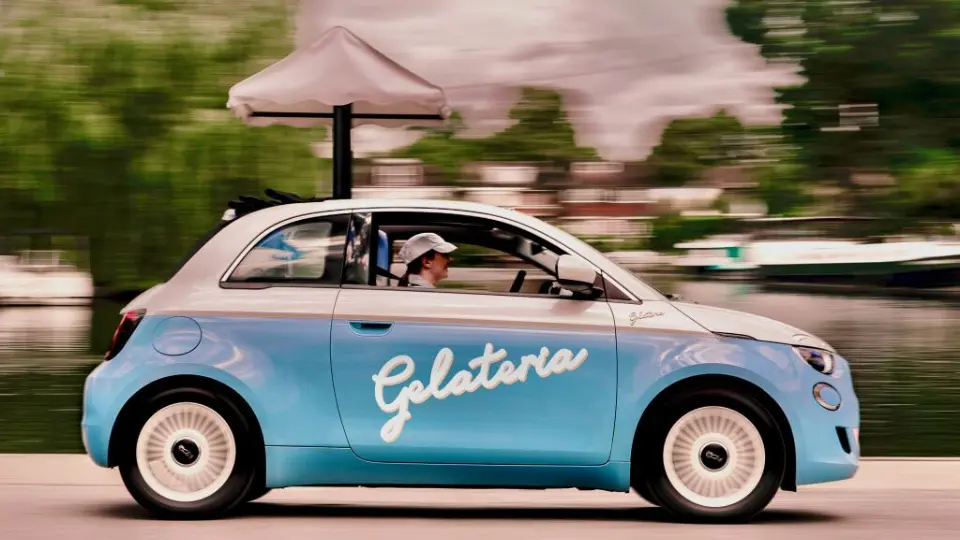 فيات 500e جلاتريا اديشن