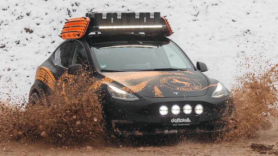 آفرود با تسلا مدل Y