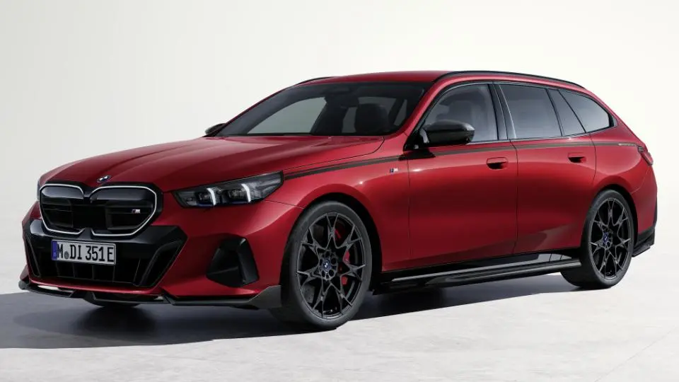 ارائه مجموعه کربن M پرفورمنس براي بامو سري 5 و i5 تورينگ