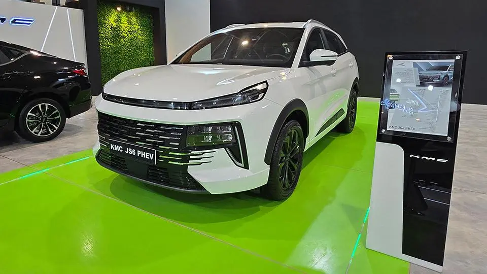 نمايشگاه خودرو شيراز 1403