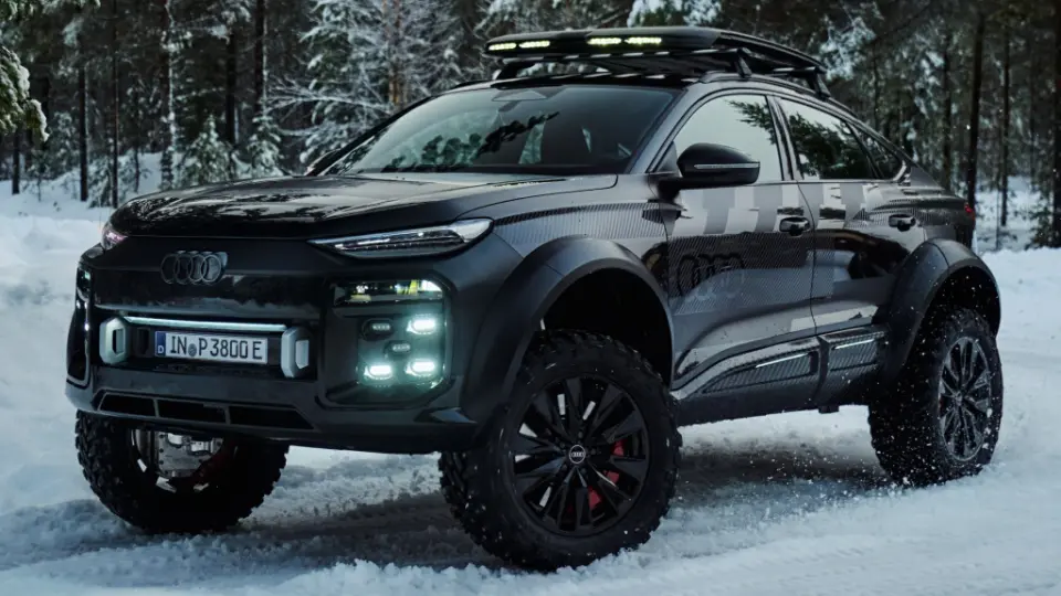 آئودي Q6 اي ترون آفرود