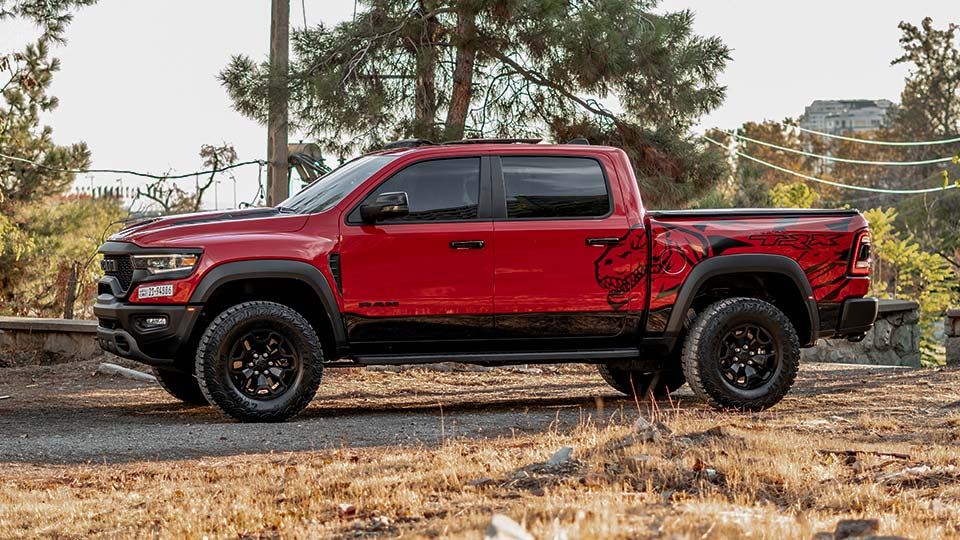 گذر موقت دوج Ram 1500 TRX مدل 2023