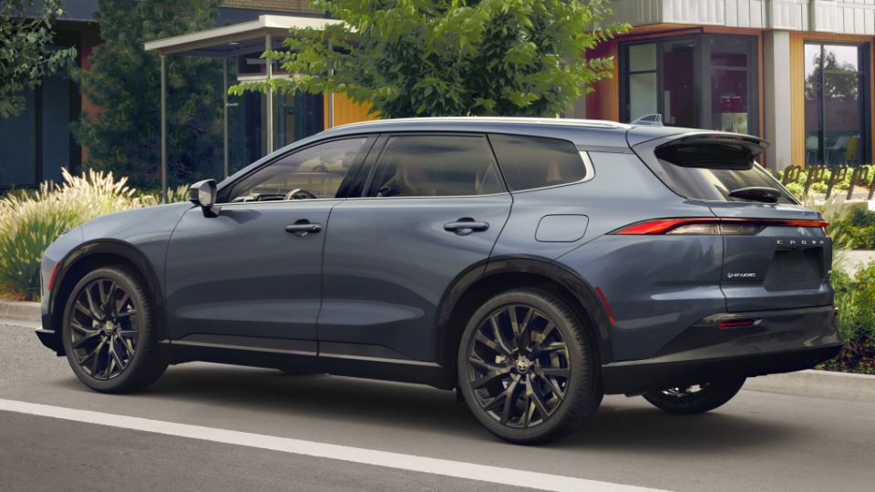 2025 تویوتا کراون سیگنیا