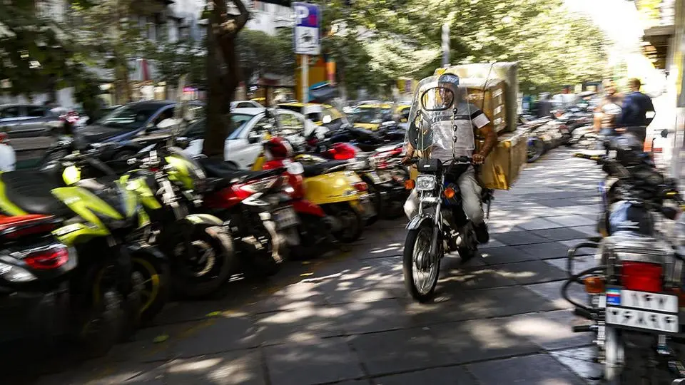 طرح توقيف موتورسيکلت