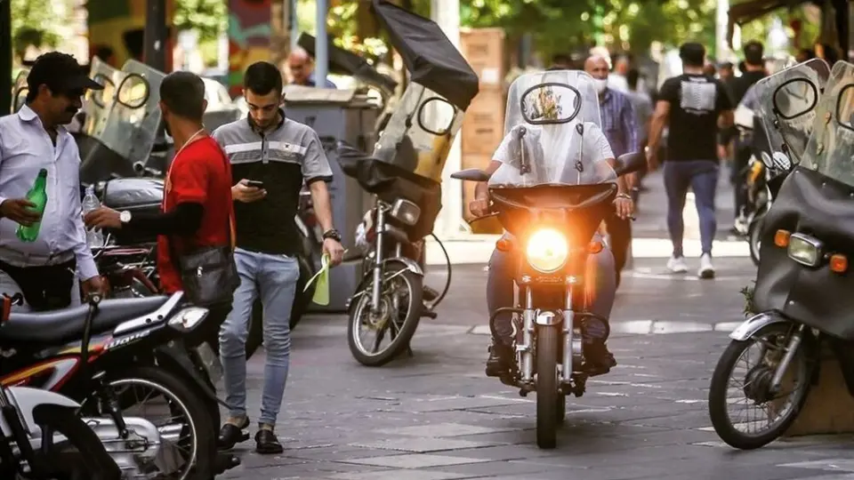 طرح ترافيک براي موتورسواران؟