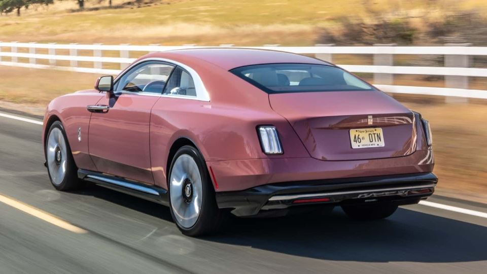 خودروی برقی رولزرویس اسپکتر