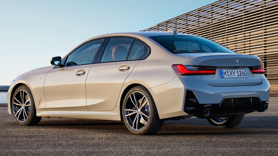 ب‌ام‌و سری 3 مدل 2023