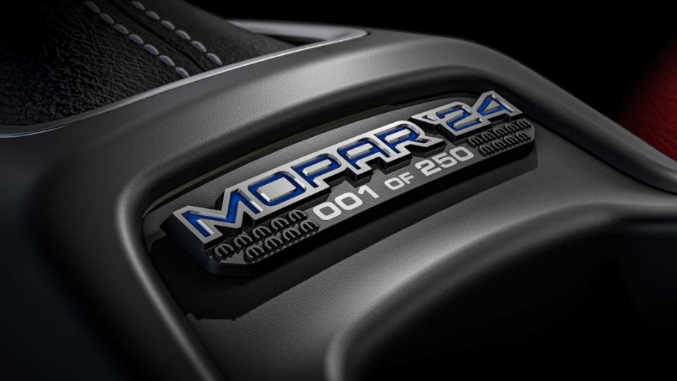 موپار جیپ گلادیاتور