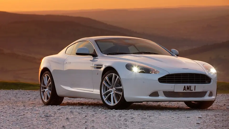 آستون‌مارتین DB9