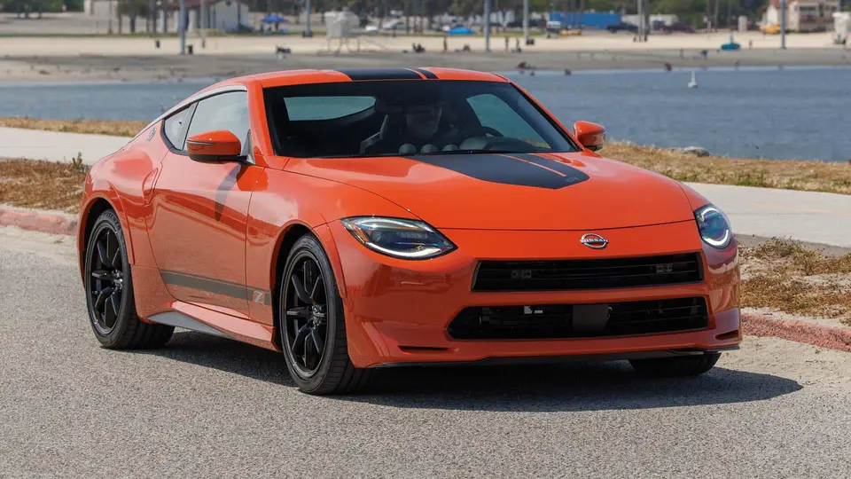 نيسان Z هريتيج اديشن