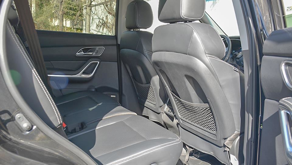 تجربه سواری کی ام سی K7