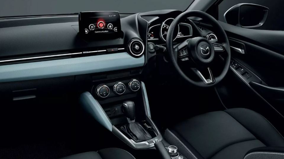 مزدا 2 سدان 2024 نسخه بازار تایلند