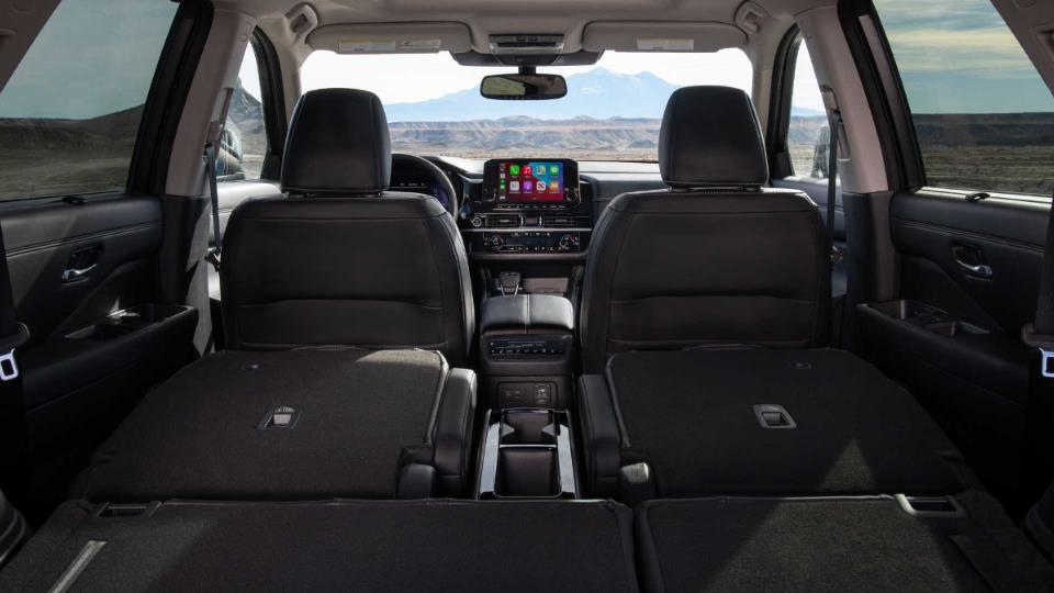 فضای بار طراحی نمای جلو نیسان پتفایندر مدل 2022