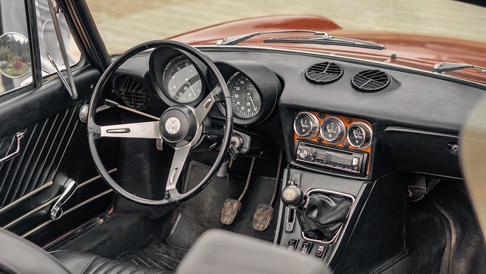 آلفارومئو اسپایدر 1984