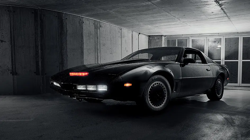 8. «نایت اینداستریز تو تازِند» (Knight Industries Two Thousand) یا به اختصار KITT