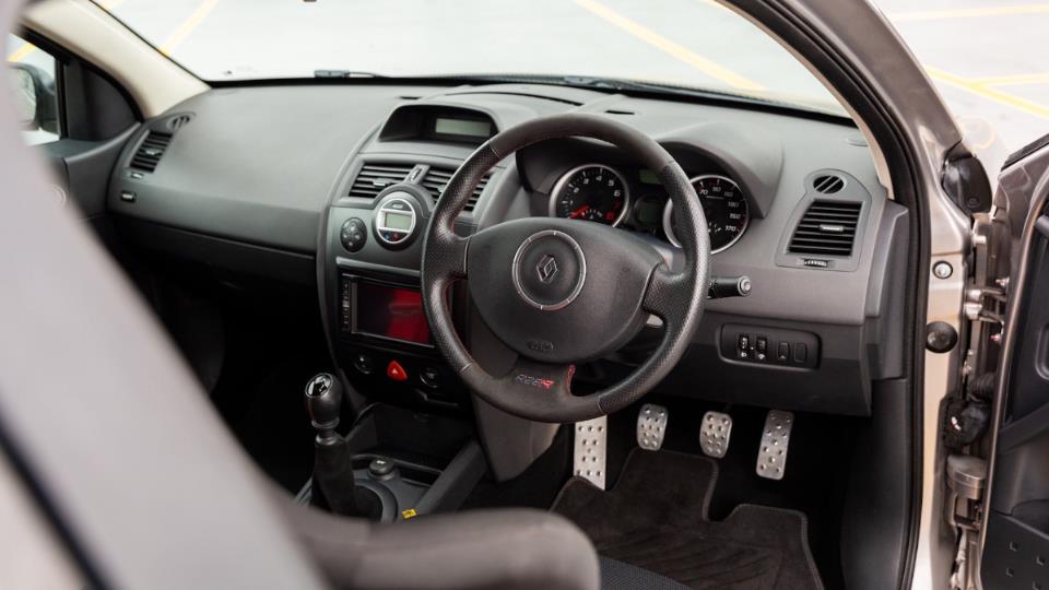 رنو مگان R26.R مدل 2009