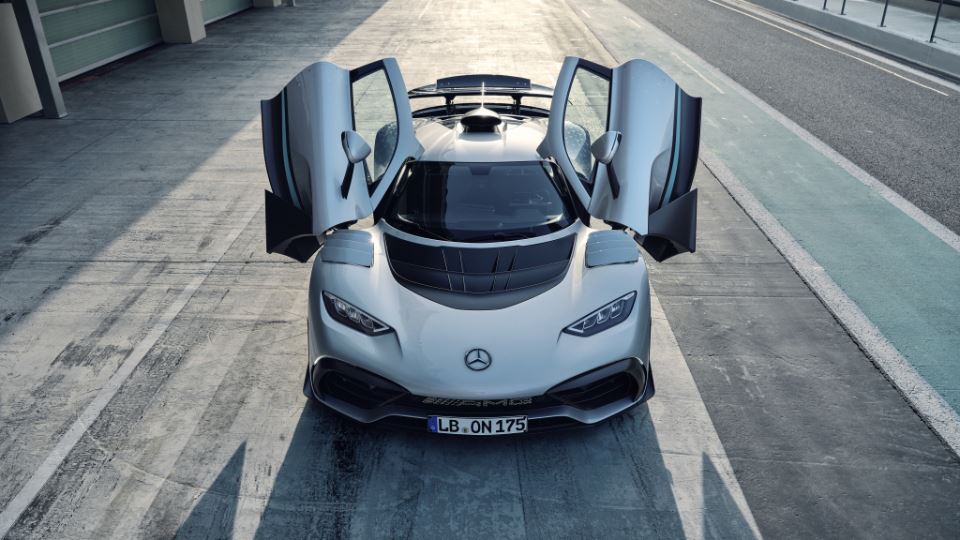 مرسدس-آام‌گ وان